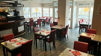 Brit Hotel Confort Auclair Gueret