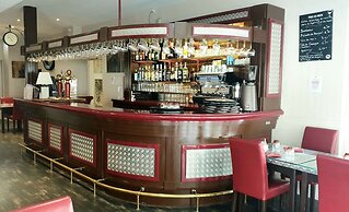 Brit Hotel Confort Auclair Gueret