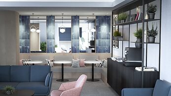 Crowne Plaza Madrid Airport by IHG