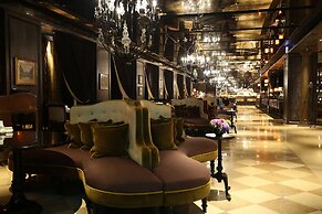 Palais de Chine Hotel