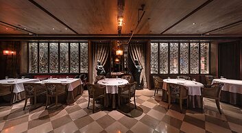 Palais de Chine Hotel