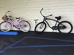 Beach Bungalow Inn and Suites