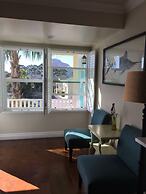 Beach Bungalow Inn and Suites