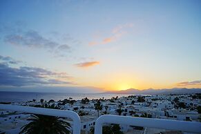 Apartamentos Plaza Azul