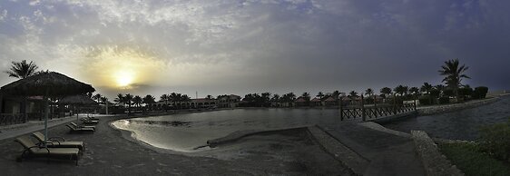 Al Bander Hotel & Resort