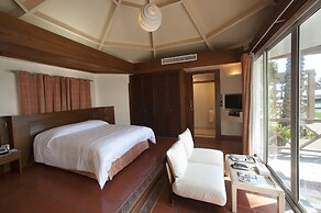 Al Bander Hotel & Resort