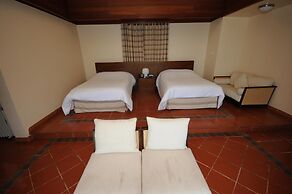 Al Bander Hotel & Resort