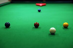 Al Bander Hotel & Resort