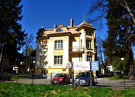 Hotel Bella
