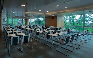 Doubletree by Hilton Istanbul Moda