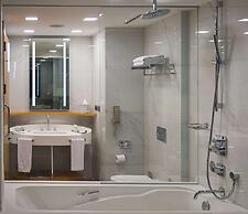 Doubletree by Hilton Istanbul Moda