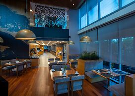 Doubletree by Hilton Istanbul Moda