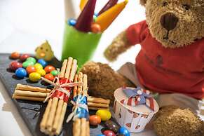 Four Seasons Hotel Hangzhou at West Lake