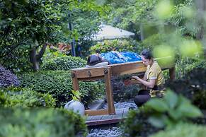 Four Seasons Hotel Hangzhou at West Lake