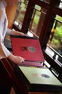 Four Seasons Hotel Hangzhou at West Lake