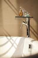 Four Seasons Hotel Hangzhou at West Lake