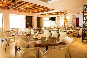 Ambiance Suites Cancun