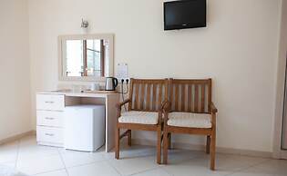 Gokcen Hotel & Apartments