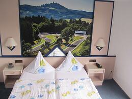 Race-Hotel zur Burg Nürburg