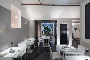 GombitHotel