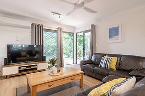 Outrigger Bay Apartments