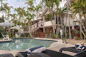Outrigger Bay Apartments