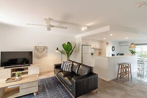 Outrigger Bay Apartments
