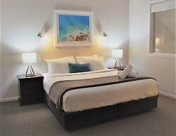 Outrigger Bay Apartments