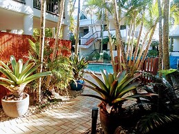 Outrigger Bay Apartments