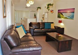 Outrigger Bay Apartments