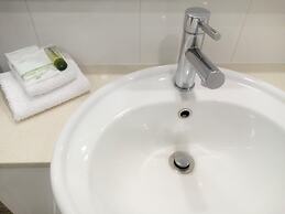 Outrigger Bay Apartments