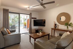 Outrigger Bay Apartments
