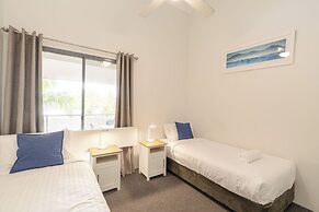 Outrigger Bay Apartments