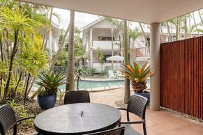 Outrigger Bay Apartments