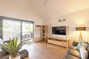 Outrigger Bay Apartments