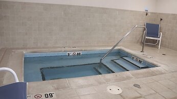 Holiday Inn Express & Suites Morton - Peoria Area by IHG
