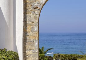 Alexander Beach Hotel & Village Resort