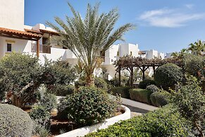 Alexander Beach Hotel & Village Resort