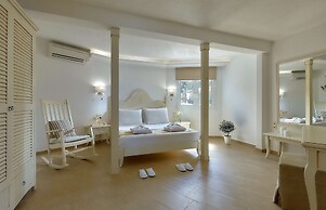 Alexander Beach Hotel & Village Resort