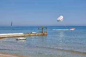 Alexander Beach Hotel & Village Resort