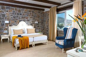 Alexander Beach Hotel & Village Resort
