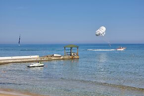 Alexander Beach Hotel & Village Resort