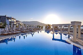 Alexander Beach Hotel & Village Resort