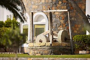 Alexander Beach Hotel & Village Resort