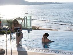 Alexander Beach Hotel & Village Resort