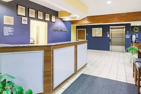 Microtel Inn & Suites by Wyndham Dickson City/Scranton