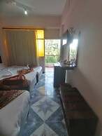 Rezeiky Hotel And Camp Luxor