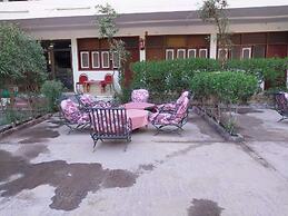 Rezeiky Hotel And Camp Luxor