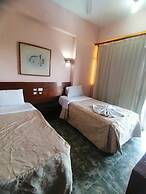 Rezeiky Hotel And Camp Luxor