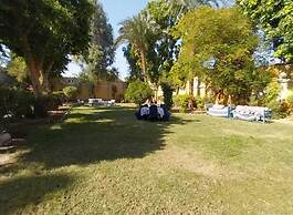 Rezeiky Hotel And Camp Luxor